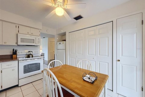 Copropriété à vendre à Hudson, Floride: 2 chambres, 106.28 m2 № 2233609 - photo 20