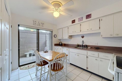 Copropriété à vendre à Hudson, Floride: 2 chambres, 106.28 m2 № 2233609 - photo 18
