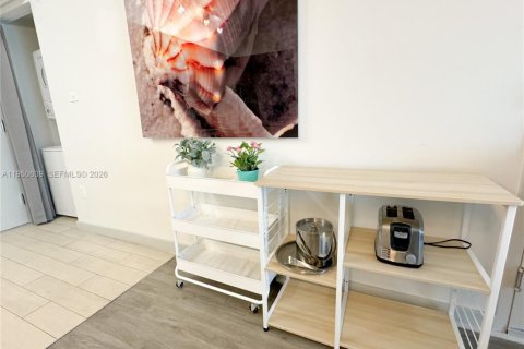 Condominio en venta en Hallandale Beach, Florida, 2 dormitorios, 94.76 m2 № 2006971 - foto 14