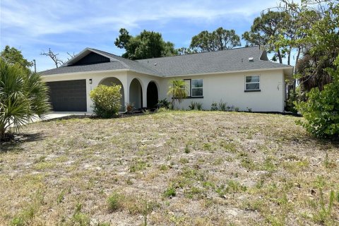 Villa ou maison à Englewood, Floride 3 chambres, 170.75 m2 № 2103798
