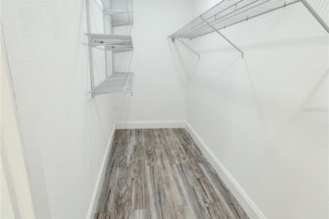 Villa ou maison à louer à Englewood, Floride: 3 chambres, 170.75 m2 № 2103798 - photo 9