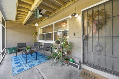 House in Fern Park, Florida 4 bedrooms, 209.4 sq.m. № 2419715 - photo 5