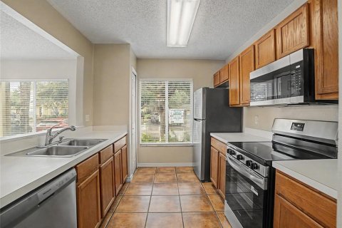 Townhouse in Riverview, Florida 3 bedrooms, 130.81 sq.m. № 2167595 - photo 7