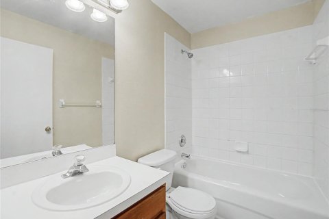 Townhouse in Riverview, Florida 3 bedrooms, 130.81 sq.m. № 2167595 - photo 16