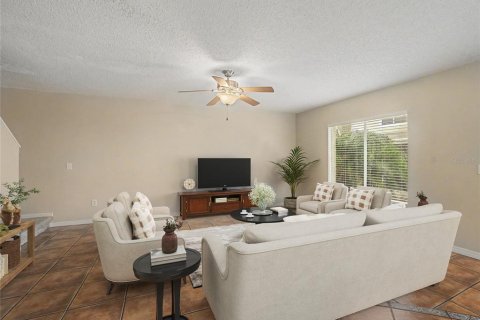 Townhouse in Riverview, Florida 3 bedrooms, 130.81 sq.m. № 2167595 - photo 3