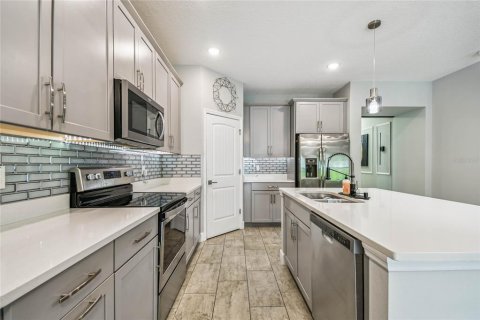 Купить виллу или дом в Овьедо, Флорида 10 комнат, 236.99м2, № 1907579 - фото 4