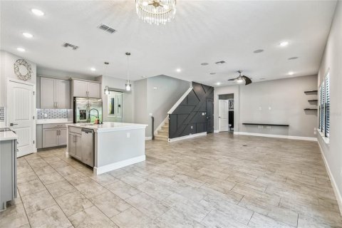 Купить виллу или дом в Овьедо, Флорида 10 комнат, 236.99м2, № 1907579 - фото 6