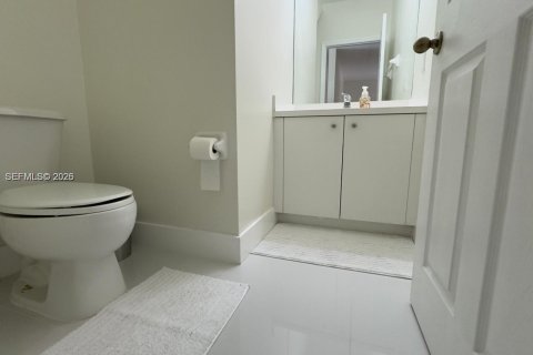 Купить таунхаус в Хомстед, Флорида 3 спальни, 135.27м2, № 2046908 - фото 13