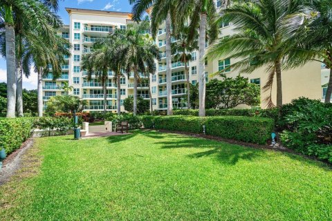 Copropriété à vendre à Boca Raton, Floride: 2 chambres, 184.5 m2 № 984077 - photo 1