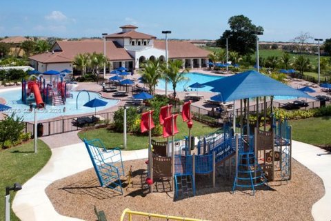 Купить таунхаус в Хомстед, Флорида 3 спальни, 142.6м2, № 2006801 - фото 25