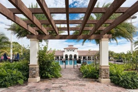 Купить таунхаус в Хомстед, Флорида 3 спальни, 142.6м2, № 2006801 - фото 28