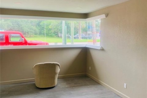 Immobilier commercial à louer à New Smyrna Beach, Floride: 74.32 m2 № 1273789 - photo 6