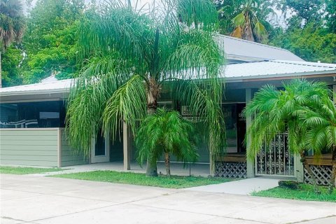 Immobilier commercial à louer à New Smyrna Beach, Floride: 74.32 m2 № 1273789 - photo 2