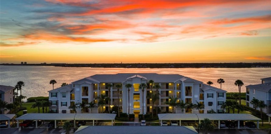 Condo à Bradenton, Floride, 3 chambres  № 2133575