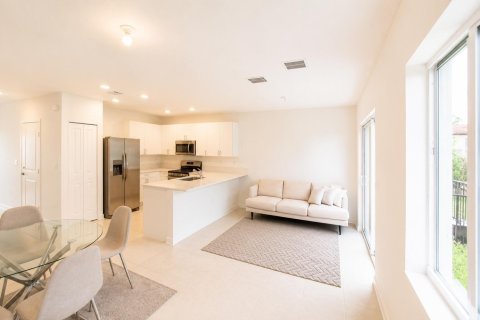 Adosado en alquiler en West Park, Florida, 3 dormitorios, 118.54 m2 № 2084974 - foto 15