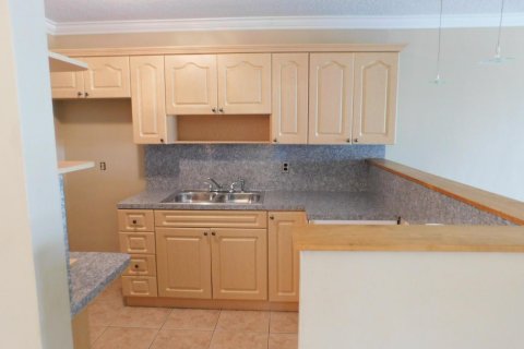Condo in Plantation, Florida, 1 bedroom  № 2180417 - photo 8