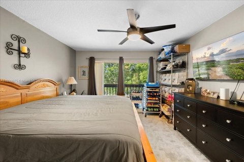 Copropriété à vendre à Pembroke Pines, Floride: 3 chambres, 136.75 m2 № 1959427 - photo 12