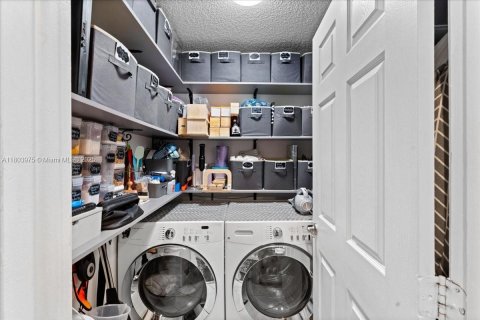 Copropriété à vendre à Pembroke Pines, Floride: 3 chambres, 136.75 m2 № 1959427 - photo 8