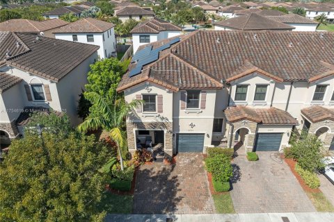 Townhouse in Homestead, Florida 3 bedrooms, 173.73 sq.m. № 1809759 - photo 30