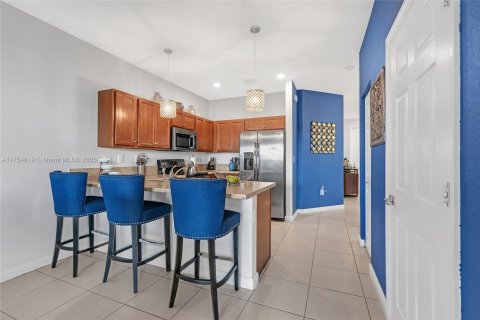 Townhouse in Homestead, Florida 3 bedrooms, 173.73 sq.m. № 1809759 - photo 9