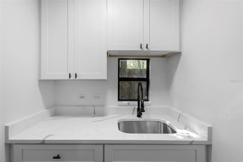 Casa en venta en Apopka, Florida, 5 dormitorios, 182.09 m2 № 1618957 - foto 30