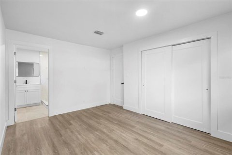 Casa en venta en Apopka, Florida, 5 dormitorios, 182.09 m2 № 1618957 - foto 15