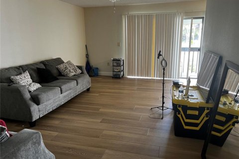 Copropriété à vendre à Orlando, Floride: 3 chambres, 132.48 m2 № 1917335 - photo 9