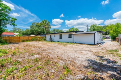 Villa ou maison à vendre à Tampa, Floride: 3 chambres, 117.52 m2 № 2129075 - photo 25