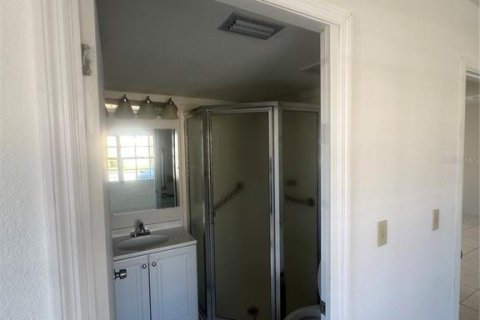 Condominio en venta en Port Charlotte, Florida, 2 dormitorios, 85.38 m2 № 2118660 - foto 13