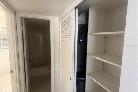 Condominio en venta en Port Charlotte, Florida, 2 dormitorios, 85.38 m2 № 2118660 - foto 14