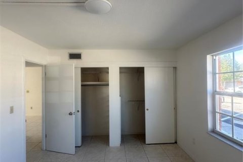 Condominio en venta en Port Charlotte, Florida, 2 dormitorios, 85.38 m2 № 2118660 - foto 12