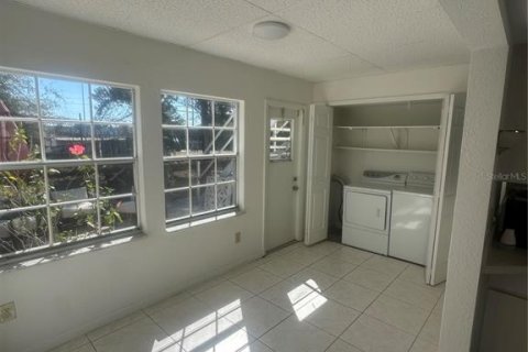 Condominio en venta en Port Charlotte, Florida, 2 dormitorios, 85.38 m2 № 2118660 - foto 7