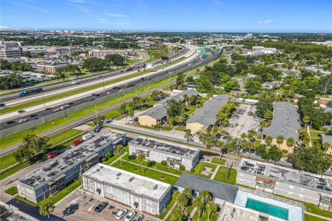 Condo in Orlando, Florida, 1 bedroom № 1853581 - photo 2