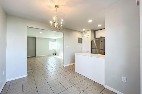 Condo in Orlando, Florida, 1 bedroom № 1853581 - photo 12