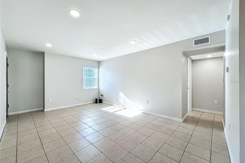 Condo in Orlando, Florida, 1 bedroom № 1853581 - photo 8