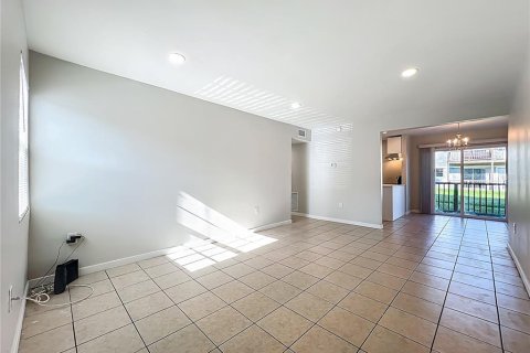 Condo in Orlando, Florida, 1 bedroom № 1853581 - photo 5
