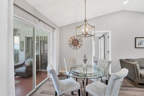Villa ou maison à vendre à Englewood, Floride: 2 chambres, 141.95 m2 № 1914192 - photo 7