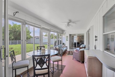 Villa ou maison à vendre à Englewood, Floride: 2 chambres, 141.95 m2 № 1914192 - photo 24