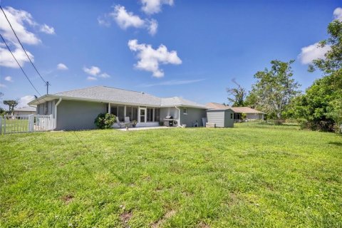 Villa ou maison à vendre à Englewood, Floride: 2 chambres, 141.95 m2 № 1914192 - photo 30