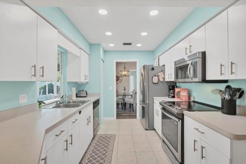 Villa ou maison à vendre à Englewood, Floride: 2 chambres, 141.95 m2 № 1914192 - photo 10