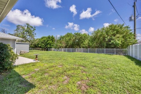 Villa ou maison à vendre à Englewood, Floride: 2 chambres, 141.95 m2 № 1914192 - photo 29
