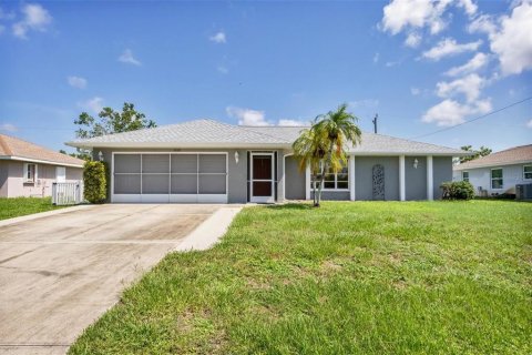 Villa ou maison à vendre à Englewood, Floride: 2 chambres, 141.95 m2 № 1914192 - photo 1