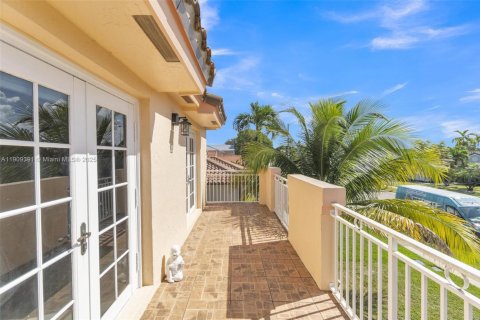 Casa en venta en Pembroke Pines, Florida, 4 dormitorios, 213.77 m2 № 1967359 - foto 23