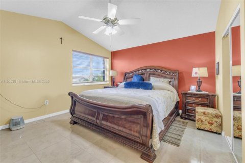 Casa en venta en Pembroke Pines, Florida, 4 dormitorios, 213.77 m2 № 1967359 - foto 26