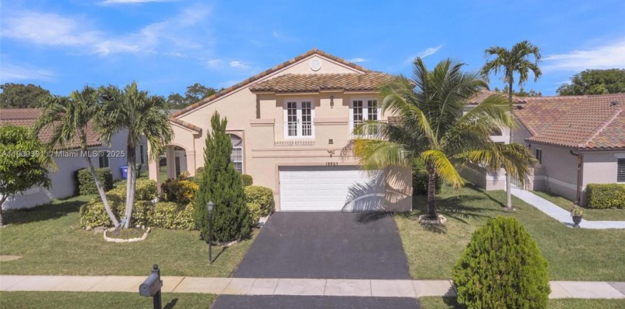Casa en Pembroke Pines, Florida 4 dormitorios, 213.77 m2 № 1967359