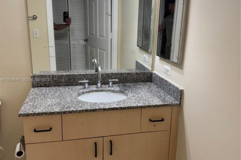 Touwnhouse à louer à Miramar, Floride: 2 chambres, 100.33 m2 № 1988065 - photo 12