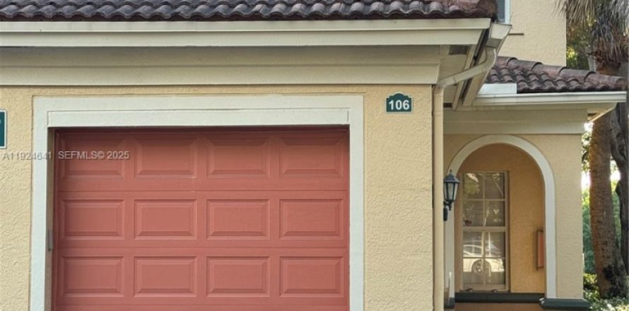 Touwnhouse à Miramar, Floride 2 chambres, 100.33 m2 № 1988065