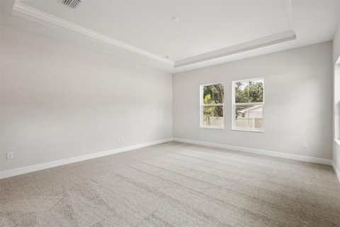 House in Valrico, Florida 4 bedrooms, 364.36 sq.m. № 1687342 - photo 15