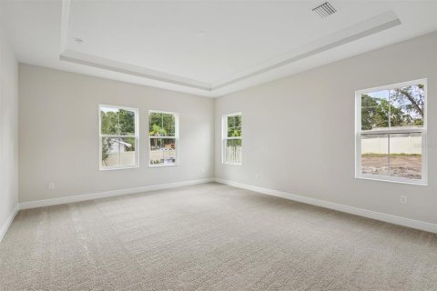 House in Valrico, Florida 4 bedrooms, 364.36 sq.m. № 1687342 - photo 12