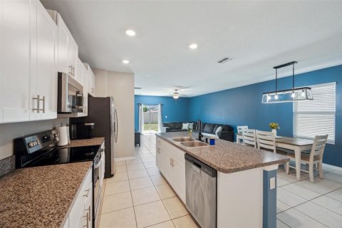 Casa en venta en New Port Richey, Florida, 5 dormitorios, 221.94 m2 № 1598067 - foto 12